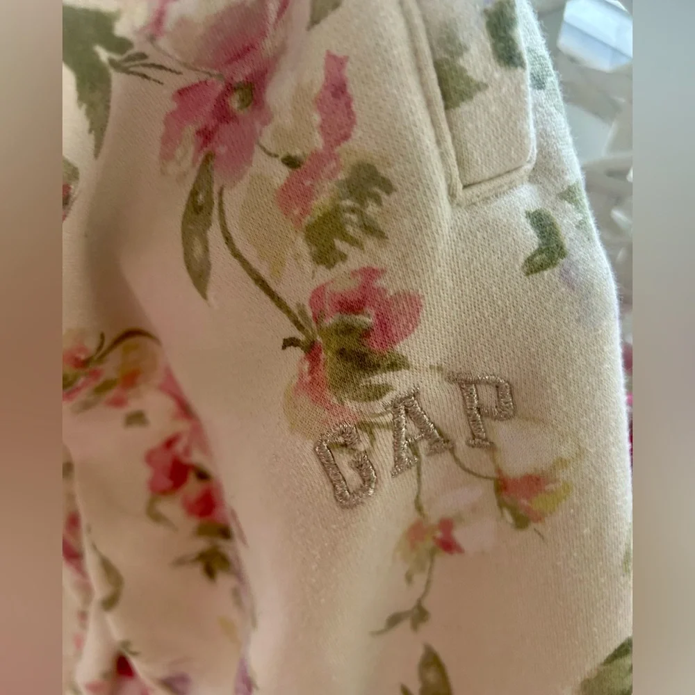 Gap × LoveShackFancy Kids Floral Logo Joggers Size M 8